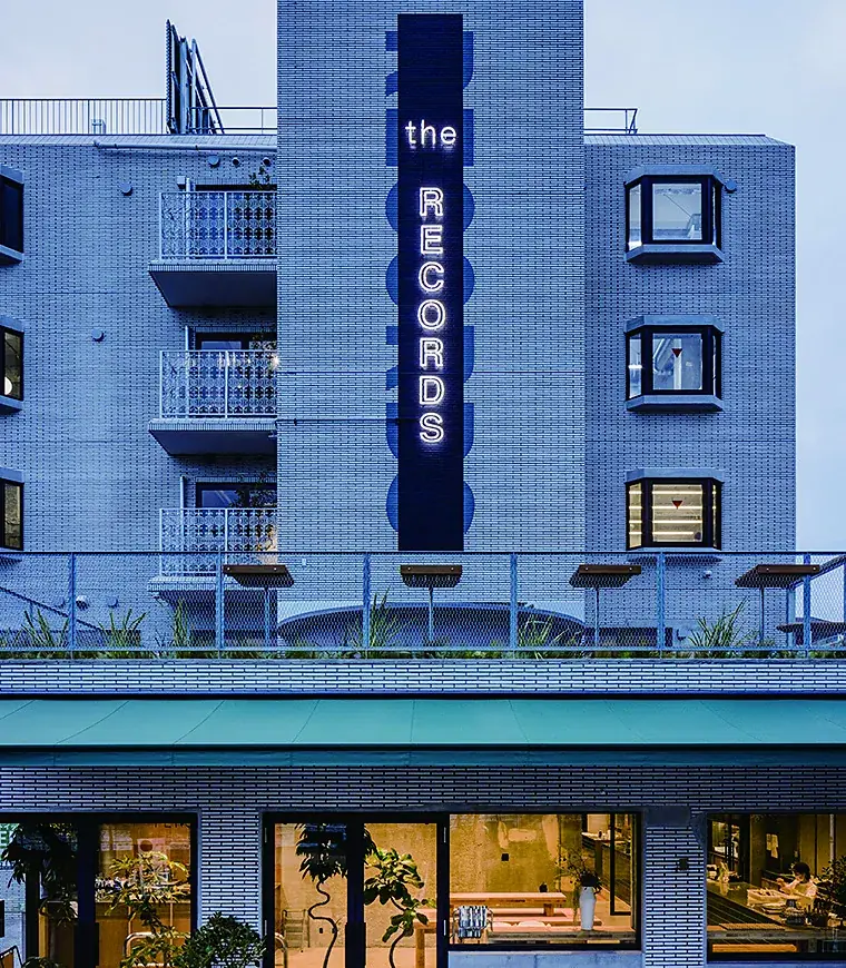 the RECORDS 外観